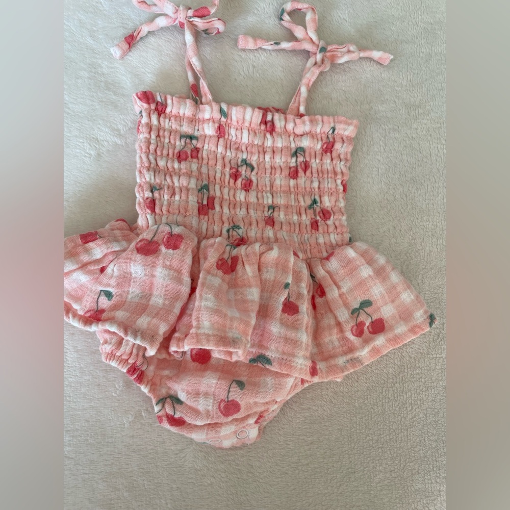 SIIX bubble romper - Picture 2 of 2